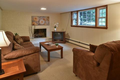 7 Hickory Ln, Beverly, MA 01915 photo 19
