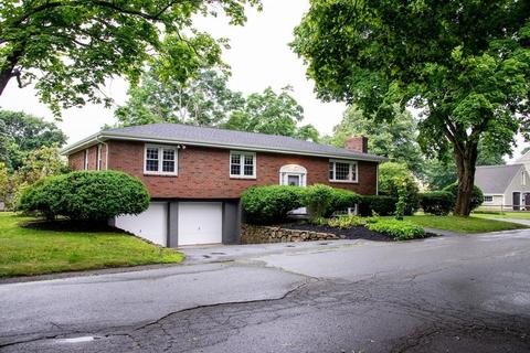 7 Hickory Ln, Beverly, MA 01915 photo 1