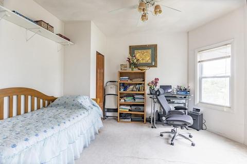 4 Sunnyside Ave, Everett, MA 02149 photo 8