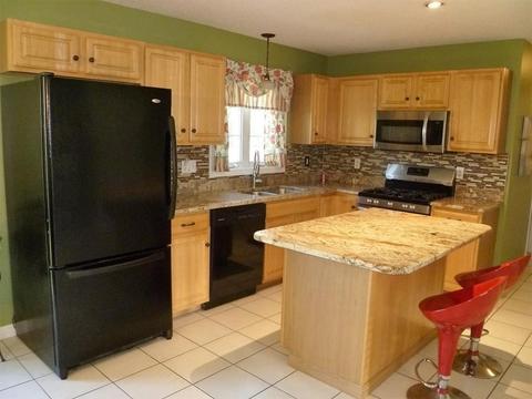 38 Martha St, Springfield, MA 01151 photo 7
