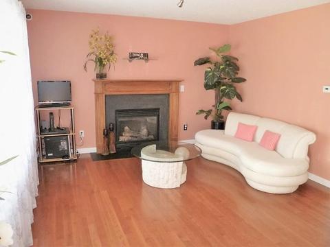 38 Martha St, Springfield, MA 01151 photo 5