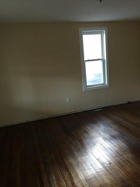 56 Randall Pl, Springfield, MA 01108 photo 6