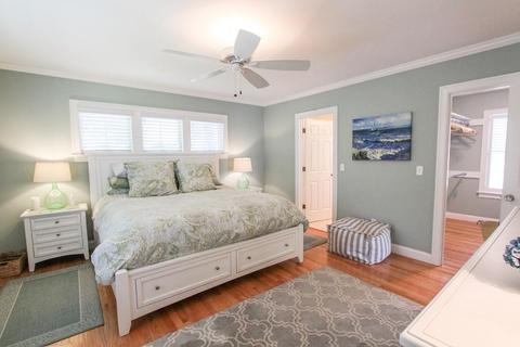 207 Pheasant Hill Cir, Barnstable, MA 02635 photo 19