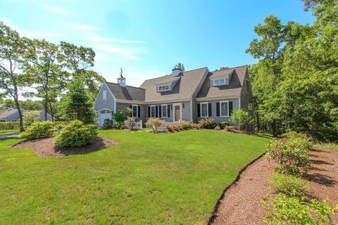 207 Pheasant Hill Cir, Barnstable, MA 02635 photo 1