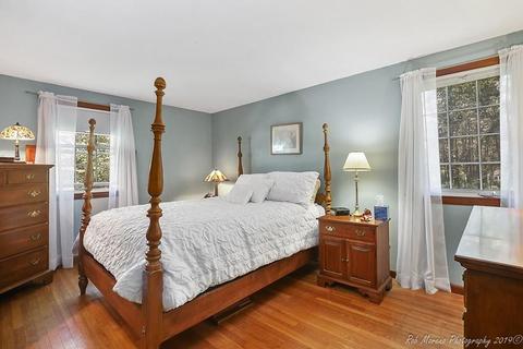 27 Warren St, Georgetown, MA 01833 photo 10