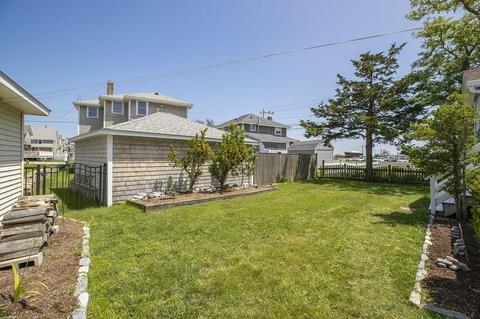 4 Mildred St, Hull, MA 02045 photo 11