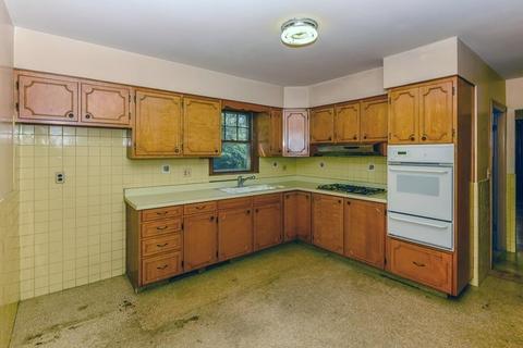 68 Harvard St, Dedham, MA 02026 photo 8
