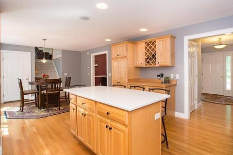 48 Peach Tree Dr, Sutton, MA 01590 photo 8