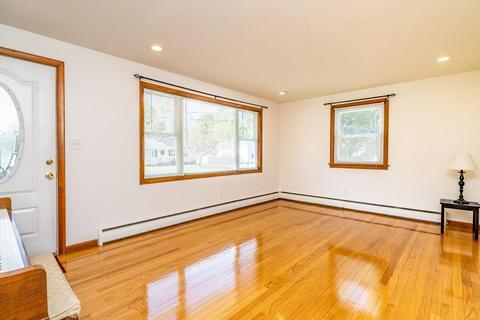 91 Mildred Ave, Springfield, MA 01104 photo 20