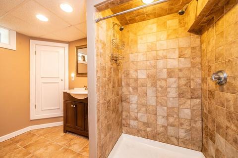 91 Mildred Ave, Springfield, MA 01104 photo 35