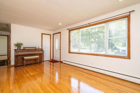 91 Mildred Ave, Springfield, MA 01104 photo 21