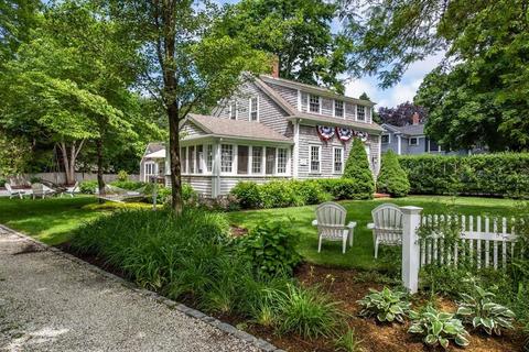 825 Main St, Barnstable, MA 02635 photo 1