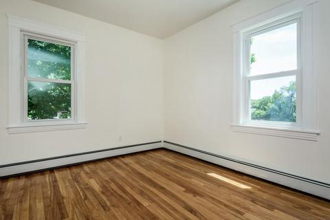 17 Dixfield Rd, Worcester, MA 01606 photo 18
