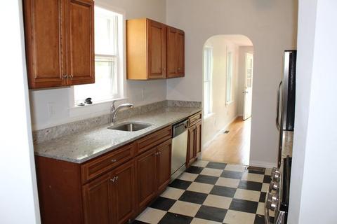 17 Eames St, Framingham, MA 01702 photo 14