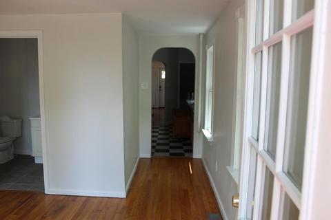 17 Eames St, Framingham, MA 01702 photo 20