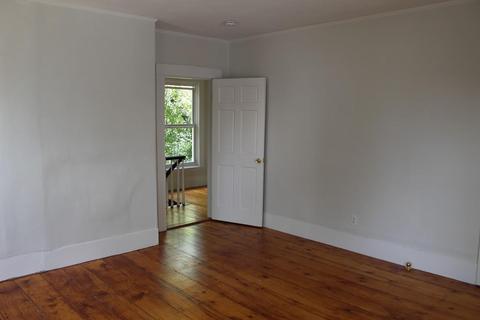 17 Eames St, Framingham, MA 01702 photo 30