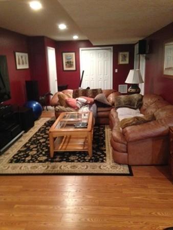 101 Frontier Dr, Pelham, NH 03076 photo 10