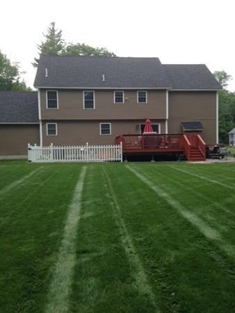 101 Frontier Dr, Pelham, NH 03076 photo 3