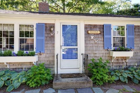 7 Bluff Ave, Mashpee, MA 02649 photo 4