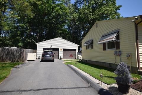 90 Corey Rd, Springfield, MA 01128 photo 22