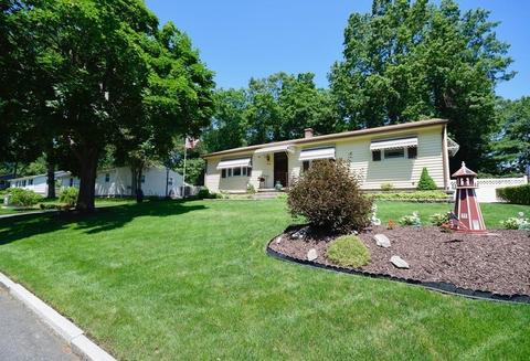 90 Corey Rd, Springfield, MA 01128 photo 23