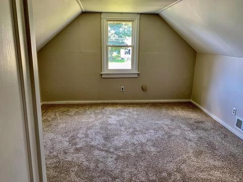 89 Midway St, Springfield, MA 01151 photo 12