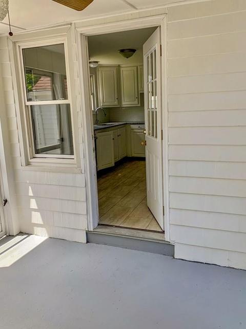 89 Midway St, Springfield, MA 01151 photo 18
