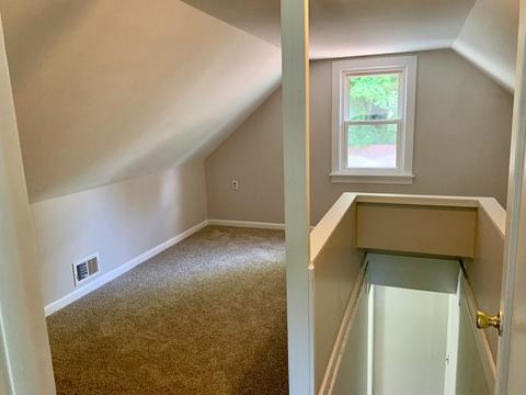 89 Midway St, Springfield, MA 01151 photo 14