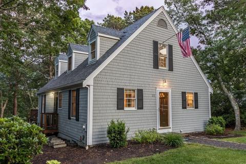 22 Quaker Run Rd, Mashpee, MA 02649 photo 1