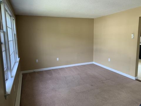 34 3rd St #B, Webster, MA 01570 photo 6