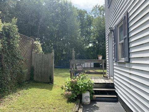 34 3rd St #B, Webster, MA 01570 photo 10