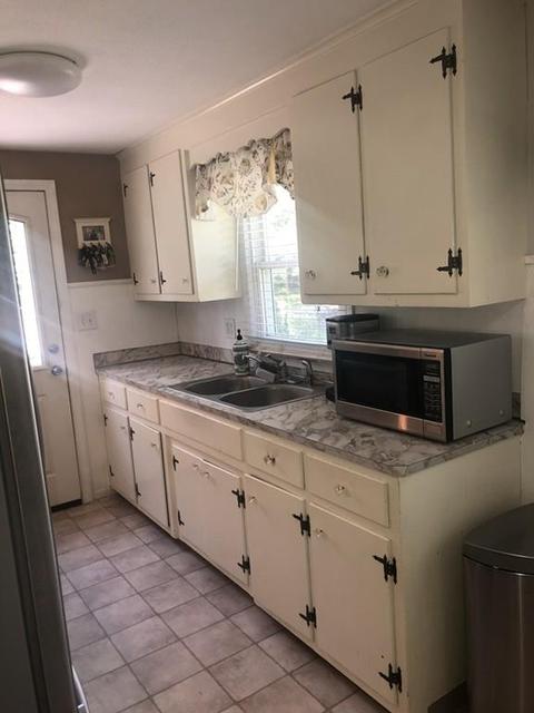 13 Rabideau Dr, Easthampton, MA 01027 photo 3