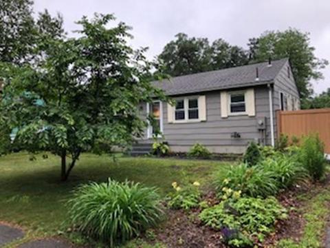 13 Rabideau Dr, Easthampton, MA 01027 photo 2