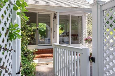145 Beech St, Franklin, MA 02038 photo 4