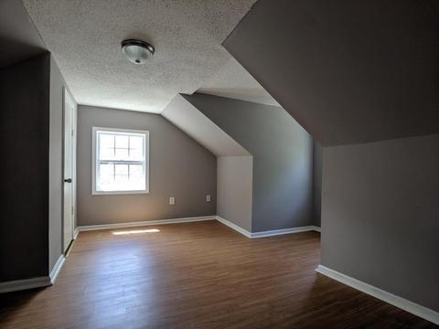 77 Haskin St, Springfield, MA 01109 photo 14