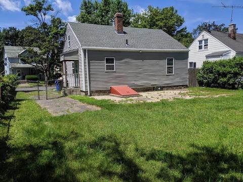 77 Haskin St, Springfield, MA 01109 photo 18