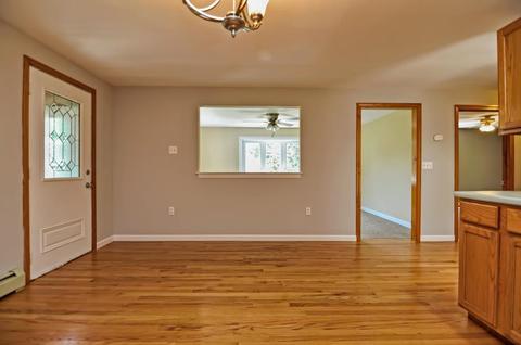 13 Champlain Ave, Blackstone, MA 01504 photo 6