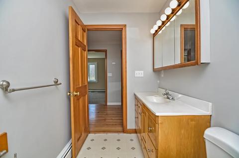 13 Champlain Ave, Blackstone, MA 01504 photo 14