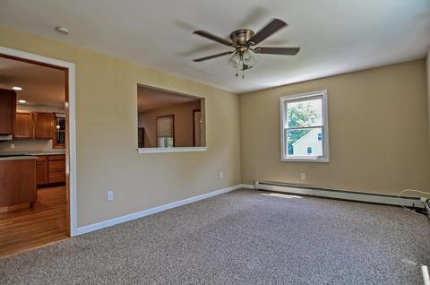 13 Champlain Ave, Blackstone, MA 01504 photo 7
