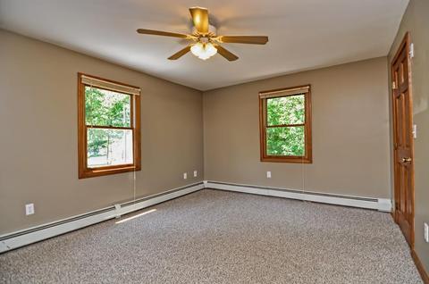 13 Champlain Ave, Blackstone, MA 01504 photo 10