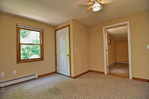 13 Champlain Ave, Blackstone, MA 01504 photo 16