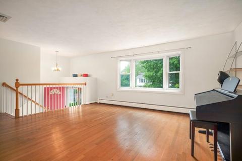 9 Robb Rd, Beverly, MA 01915 photo 3