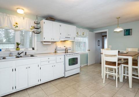 117 Tioga St, Springfield, MA 01128 photo 14