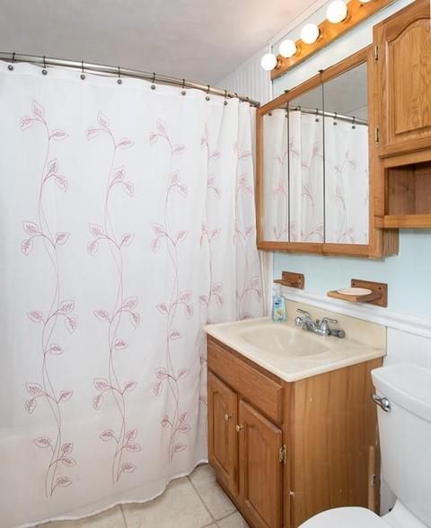 117 Tioga St, Springfield, MA 01128 photo 25