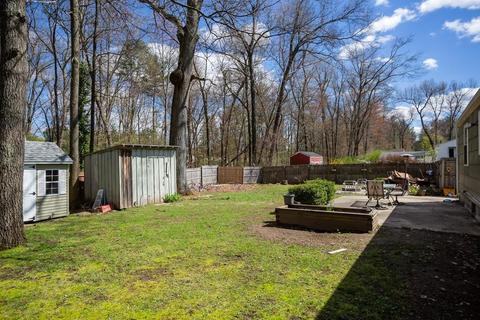 117 Tioga St, Springfield, MA 01128 photo 8