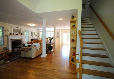 32 Shore Dr, Upton, MA 01568 photo 11