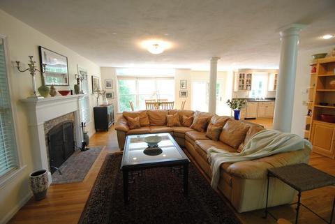 32 Shore Dr, Upton, MA 01568 photo 10