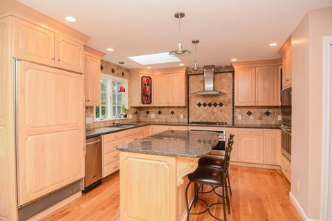 13 Plumbley Rd, Upton, MA 01568 photo 5