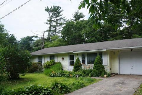 30 Dennis Ln, Wareham, MA 02571 photo 1