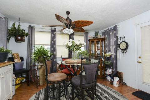 18 Ebenezer St, Worcester, MA 01604 photo 10